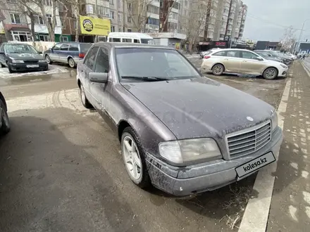 Mercedes-Benz C 220 1995 года за 2 500 000 тг. в Караганда