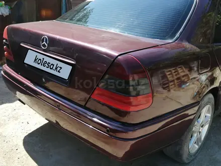 Mercedes-Benz C 280 1996 года за 1 200 000 тг. в Актау – фото 18