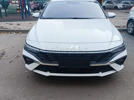 Hyundai Elantra 2024 года за 8 200 000 тг. в Алматы – фото 2