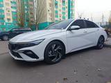 Hyundai Elantra 2024 годаfor8 200 000 тг. в Алматы – фото 4