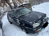 Volkswagen Golf 1995 годаfor950 000 тг. в Костанай – фото 2