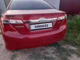 Toyota Camry 2012 годаүшін8 400 000 тг. в Уральск – фото 2