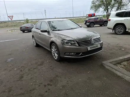 Volkswagen Passat 2014 года за 5 000 000 тг. в Алматы – фото 2