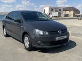 Volkswagen Polo 2015 года за 4 650 000 тг. в Атырау – фото 2