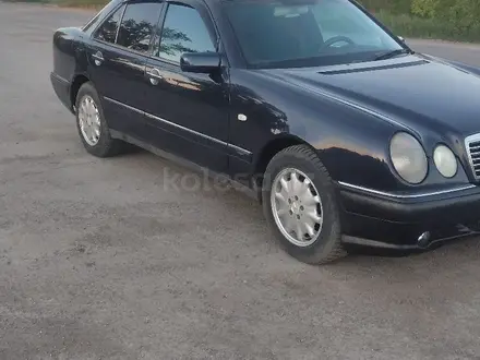 Mercedes-Benz E 230 1999 года за 3 000 000 тг. в Караганда – фото 7