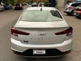 Hyundai Elantra 2018 года за 6 600 000 тг. в Алматы – фото 4