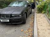 BMW 318 1992 года за 400 000 тг. в Шымкент – фото 2