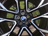 Оригинальные диски R21 BMW Stаr Sрokе 809 M для BMW X5 G05, BMW X6 G06 за 690 000 тг. в Алматы – фото 2