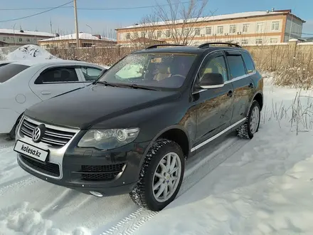 Volkswagen Touareg 2007 года за 7 700 000 тг. в Караганда – фото 5