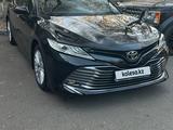 Toyota Camry 2019 года за 15 700 000 тг. в Алматы