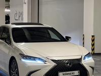 Lexus ES 250 2021 годаүшін23 000 000 тг. в Алматы