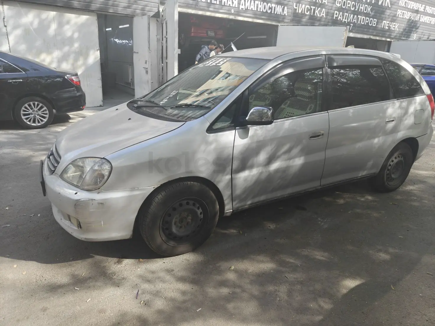 Toyota Nadia, 1998
