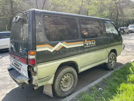 Mitsubishi Delica 1993 года за 350 000 тг. в Алматы – фото 2