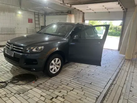 Volkswagen Touareg 2011 года за 12 500 000 тг. в Костанай – фото 5