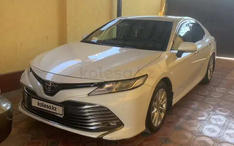 Toyota Camry 2019 года за 15 200 000 тг. в Нур-Султан (Астана)