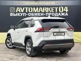 Toyota RAV4 2020 года за 15 550 000 тг. в Актобе – фото 4