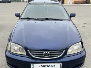 Toyota Avensis, 2002