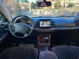 Toyota Camry 2005 года за 6 000 000 тг. в Туркестан – фото 2