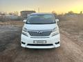 Toyota Vellfire 2011 годаfor11 000 000 тг. в Караганда