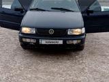 Volkswagen Passat 1994 годаfor1 400 000 тг. в Караганда – фото 4