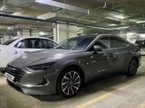 Hyundai Sonata 2022 годаүшін13 200 000 тг. в Астана – фото 2