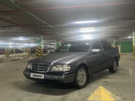 Mercedes-Benz C 180 1994 года за 2 200 000 тг. в Павлодар – фото 2