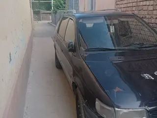 Mitsubishi Space Wagon