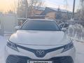Toyota Camry 2020 года за 12 900 000 тг. в Астана