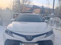 Toyota Camry 2020 года за 12 900 000 тг. в Астана