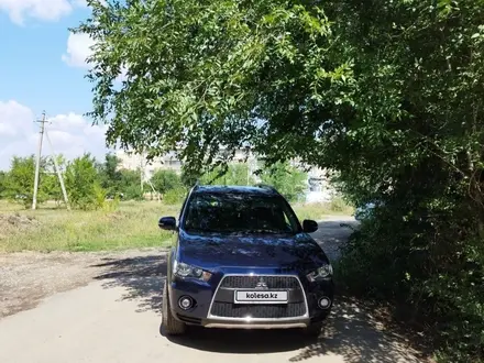 Mitsubishi Outlander 2011 года за 7 100 000 тг. в Костанай – фото 2