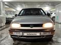 Volkswagen Golf 1993 года за 1 900 000 тг. в Астана