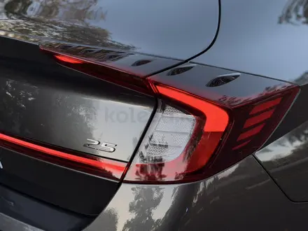Hyundai Sonata 2022 года за 10 690 000 тг. в Костанай – фото 24