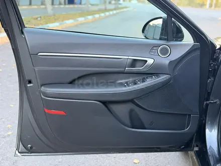 Hyundai Sonata 2022 года за 10 690 000 тг. в Костанай – фото 44