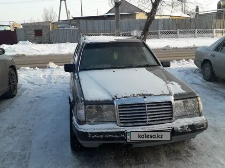 Mercedes-Benz E 230 1987 года за 600 000 тг. в Караганда – фото 4