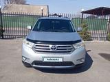 Toyota Highlander 2011 года за 12 500 000 тг. в Тараз