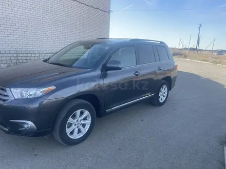 Toyota Highlander 2013 года за 9 200 000 тг. в Актобе – фото 12