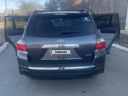 Toyota Highlander 2013 года за 9 200 000 тг. в Актобе – фото 8