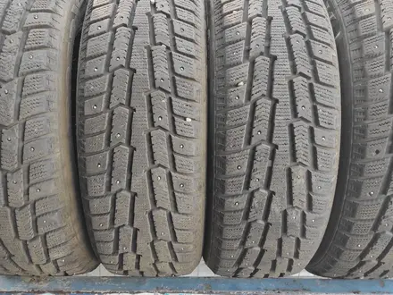 Комплект шин за 65 000 тг. в Алматы