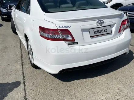 Toyota Camry 2011 года за 4 800 000 тг. в Атырау – фото 10