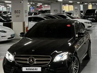 Mercedes-Benz E 300
