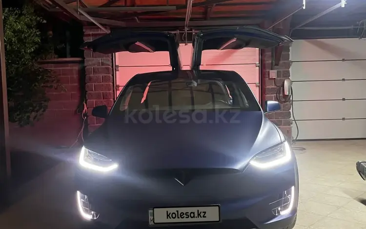 Tesla Model X 2016 года за 28 600 000 тг. в Алматы