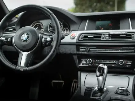 BMW 520 2014 года за 9 100 000 тг. в Алматы – фото 12