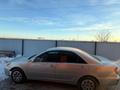 Toyota Camry 2003 года за 3 300 000 тг. в Актобе – фото 3