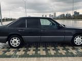 Mercedes-Benz E 200 1993 года за 1 650 000 тг. в Астана – фото 4