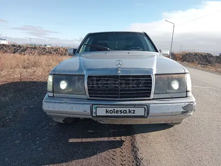 Mercedes-Benz E 200 1990 года за 750 000 тг. в Караганда – фото 6