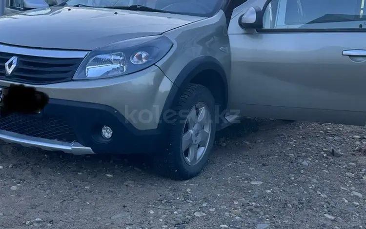 Renault Sandero Stepway 2013 годаүшін4 500 000 тг. в Усть-Каменогорск