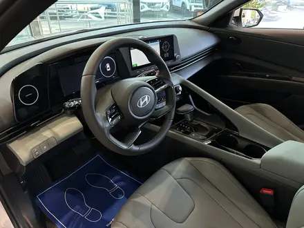 Hyundai Elantra 2024 года за 14 390 000 тг. в Петропавловск – фото 7