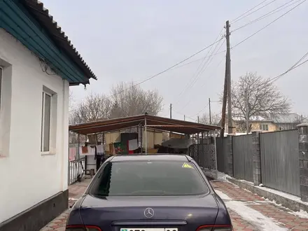 Mercedes-Benz E 240 1999 года за 2 500 000 тг. в Алматы – фото 7
