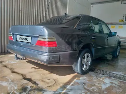 Mercedes-Benz E 200 1990 года за 1 500 000 тг. в Жезказган – фото 10