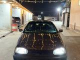 Volkswagen Golf 1994 года за 950 000 тг. в Бауыржана Момышулы